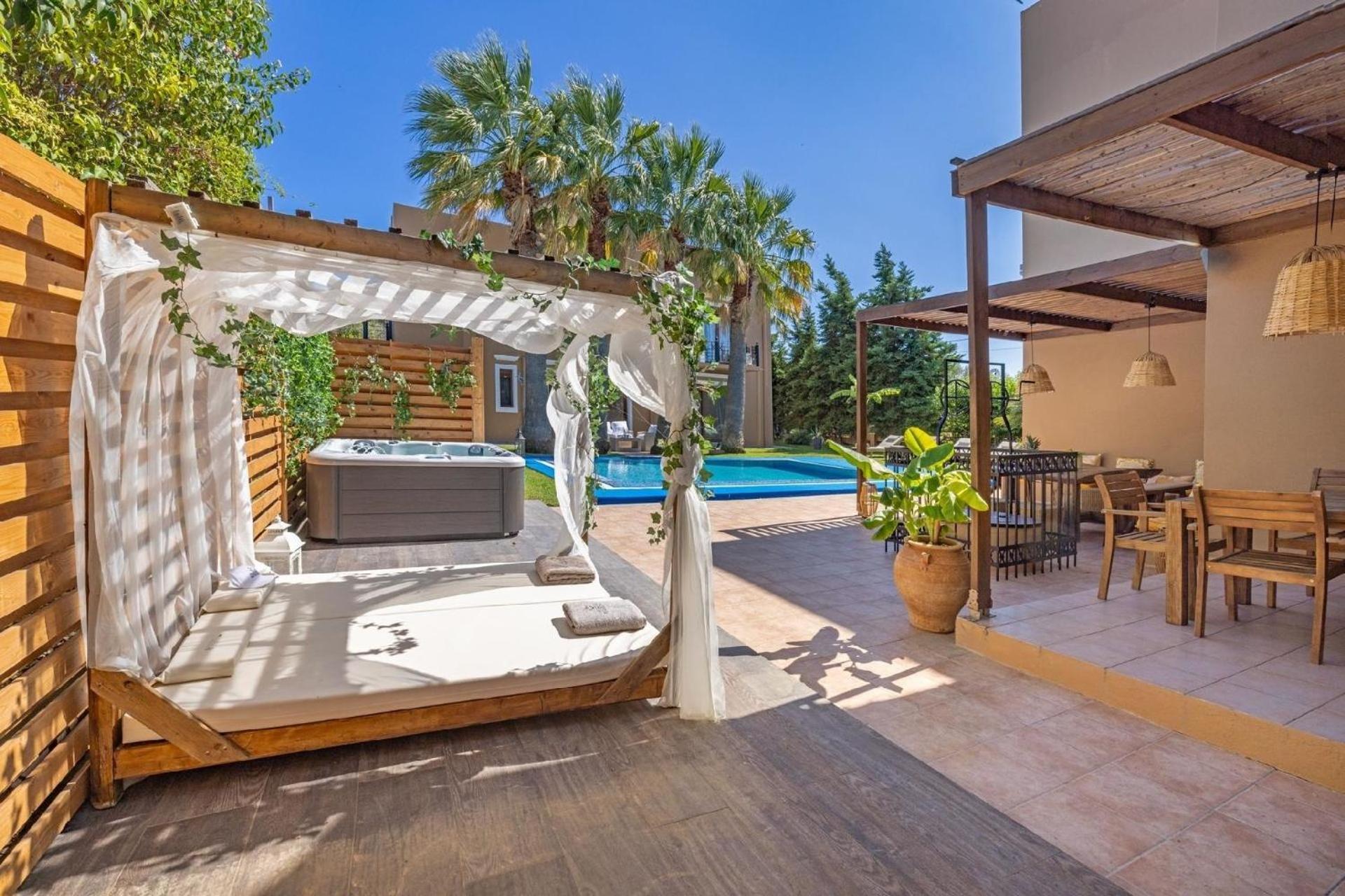 Mit Privatpool Fuer 20 Personen In Ialysos, Dodekanes * Ialysos (Rhodes)
